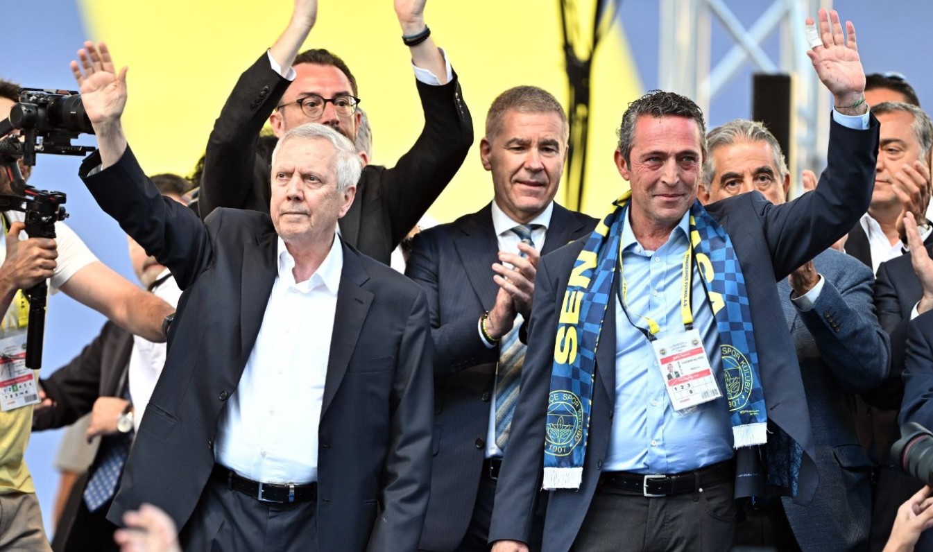 Fenerbahçe Başkanı tarihi kongrede belli oldu! İşte Aziz Yıldırım ve Ali Koç arasındaki oy farkı