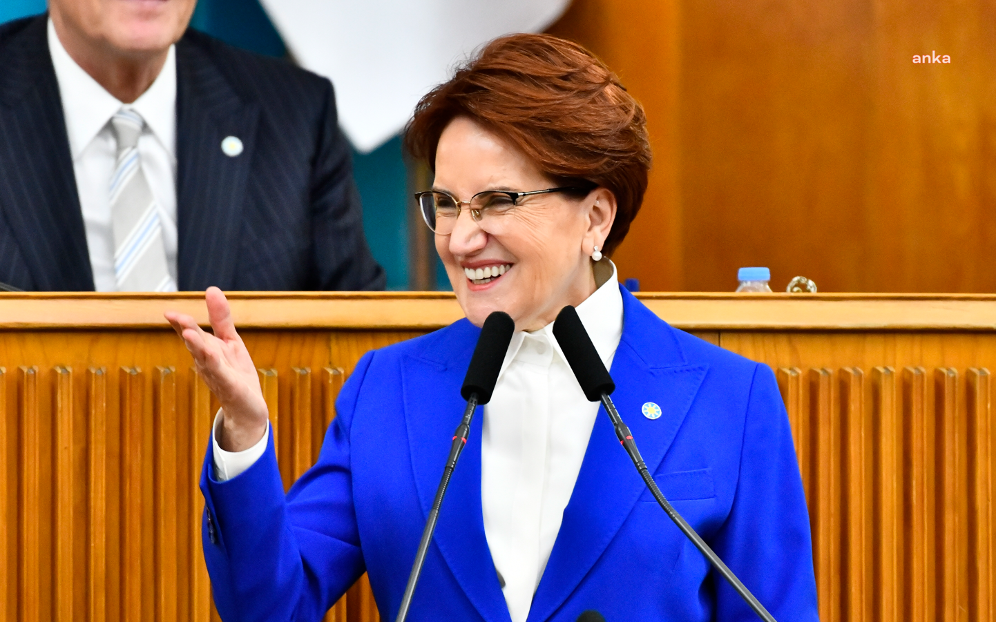 Meral Akşener de Kılıçdaroğlu gibi yaptı