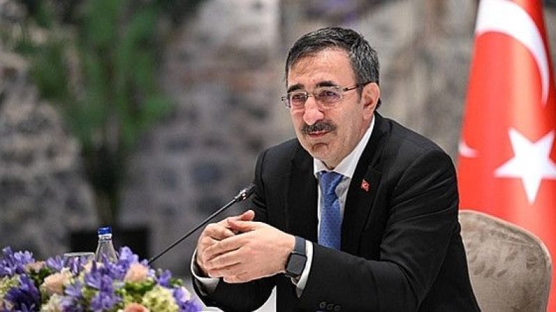 Cumhurbaşkanı Yardımcısı Cevdet Yılmaz, tek haneli enflasyon için tarih verdi!