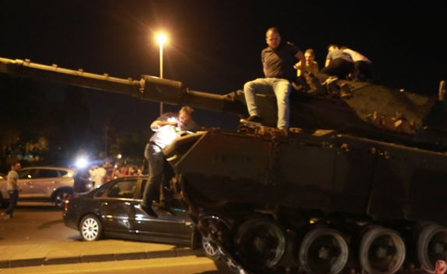 AFP'den 15 Temmuz darbesine ilişkin Erdoğan, Akar ve Fidan'la ilgili ilginç sorular