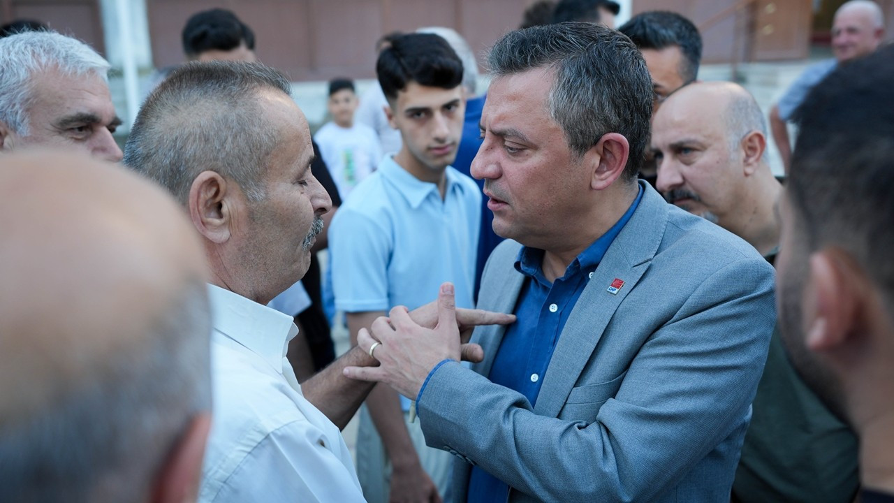 CHP Lideri Özgür Özel ile vatandaş arasında 'Hamas' tartışması: Bayram sabahı ne konuştuğunu bil
