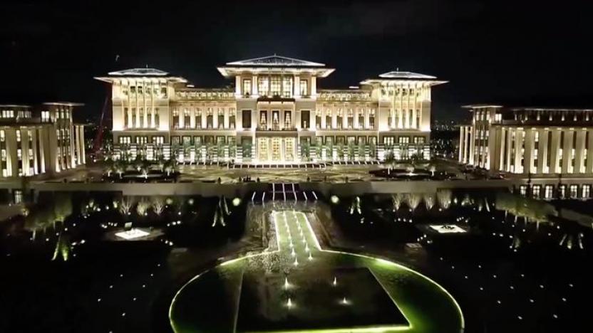 Saray saatte 81 asgari ücret harcıyor!