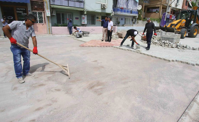 Bayraklı’nın cadde ve sokakları yenileniyor