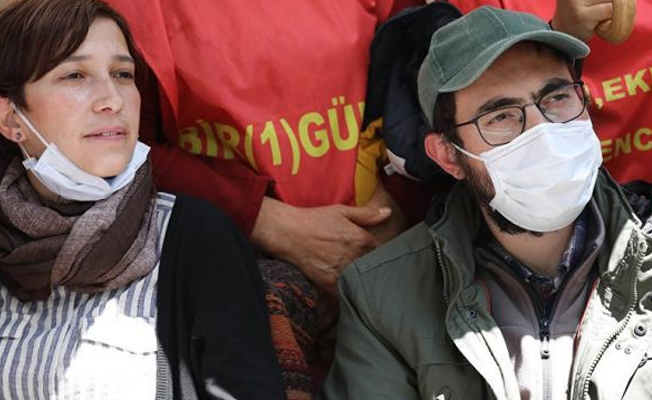 Nuriye Ve Semih geceleri 'yaşıyorlar mı' diye kontrol ediliyor