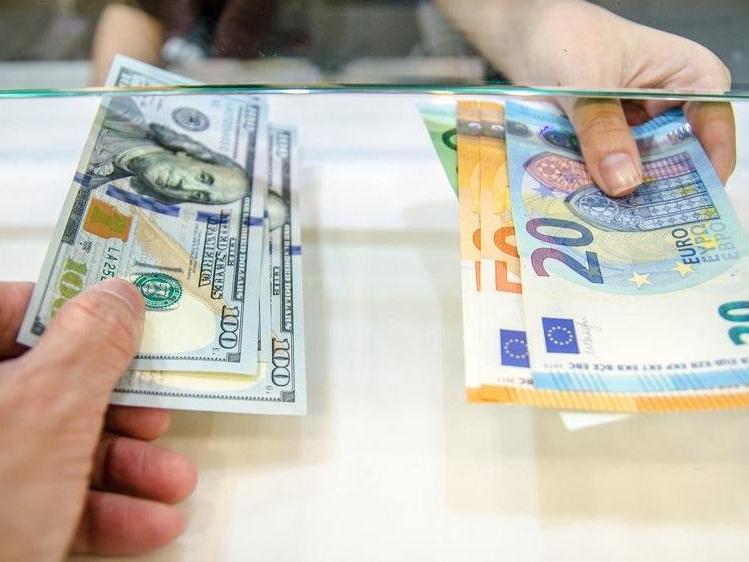 Ünlü ekonomistten parayla vatandaşlık satılmasına sert tepki