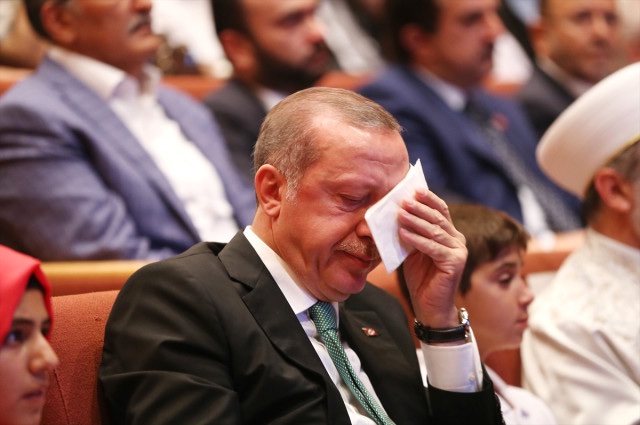 Erdoğan ve Yılmaz Tunç, Sinan Ateş görüşmesinde ağlamış!