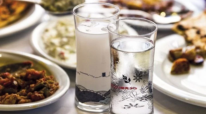 Bir rakı grubuna daha zam geldi