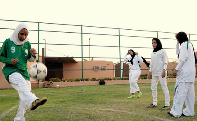 Suudi Arabistan'da kız çocukları için devrim niteliğinde karar!