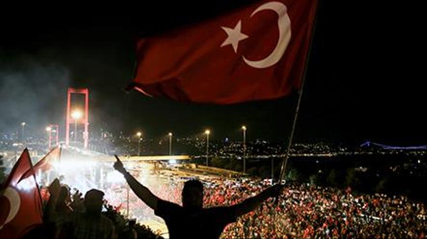 Liderler 15 Temmuz'un yıldönümünde mesaj yayımladı