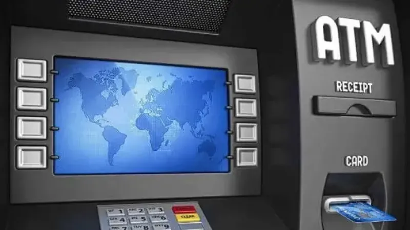 ATM'ye para çekmeye giden eli boş döndü