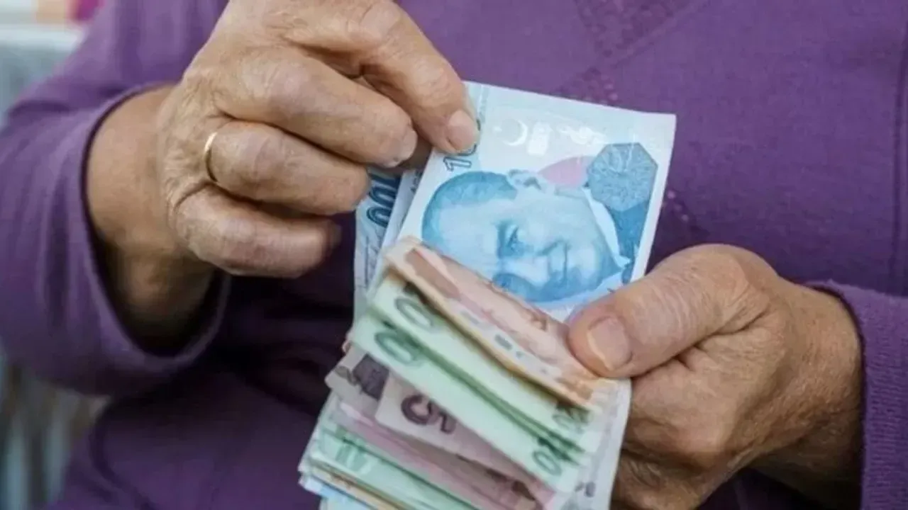 Emeklileri korkutan senaryoyu SGK uzmanı açıkladı: O riskle karşı karşıyalar