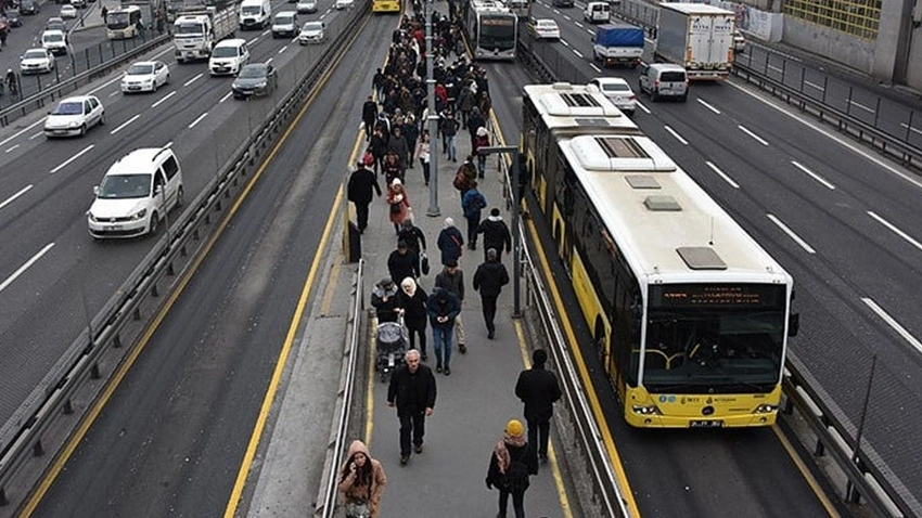 İstanbul'da toplu taşımaya zam geldi! Peki İstanbul'da toplu taşıma kaç lira oldu? İşte İstanbul'da yeni ulaşım bedelleri!