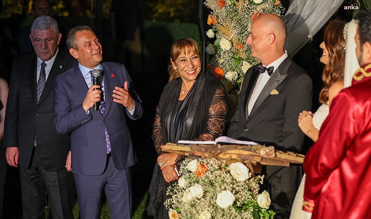 Özgür Özel, gazeteci Serap Belovacıklı ile Ümit Özlale'nin nikah şahidi oldu