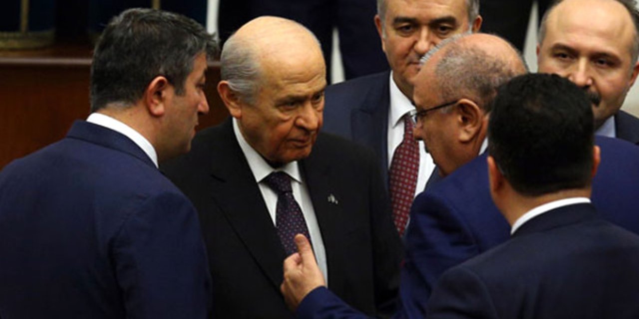 Tuğrul Türkeş, MHP'ye patladı: "30 yıldır soy ismimden zımnen ekmek yiyorlar"