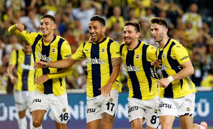 Jose Mourinho'lu Fenerbahçe 2'de 2'yle başladı! Şampiyonlar Ligi'nde sıradaki rakip Lille...
