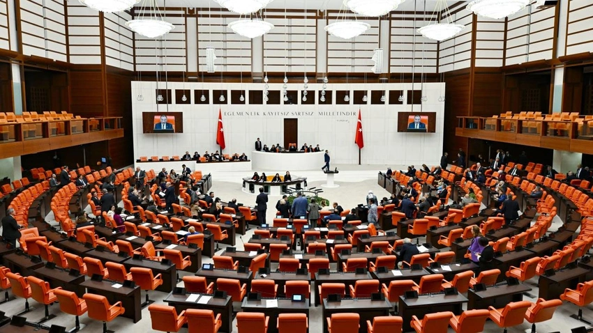 Resmi Gazete'de yayımlandı: TBMM tatile girdi