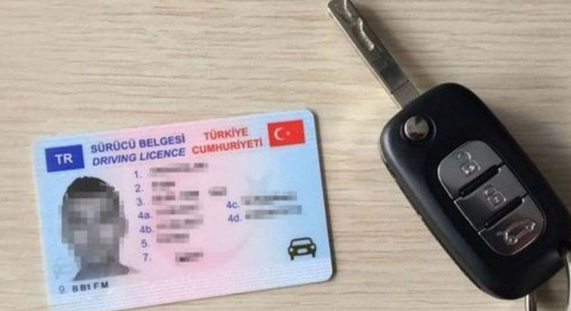 Fiyatı 15 liradan 12 bin liraya çıkacak! Duyan Nüfus Müdürlüğü'ne koşuyor