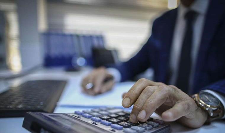 Çalışma saatleri düşürülüyor mu? Milyonlarca kişi bu haberi bekliyor