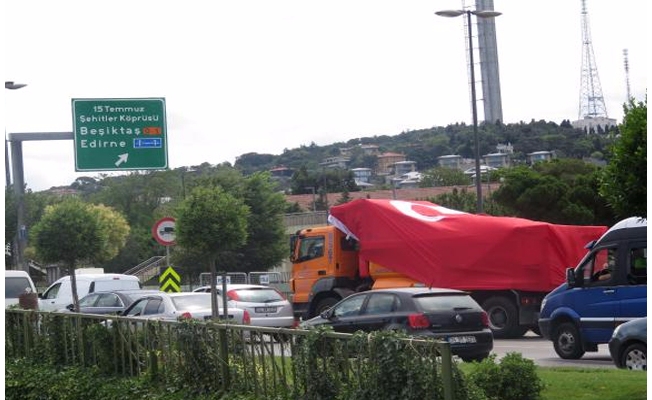 15 Temmuz Köprüsü trafiğe kapatıldı