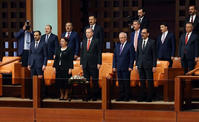 Meclis'te 15 Temmuz Töreni olaylı başladı!
