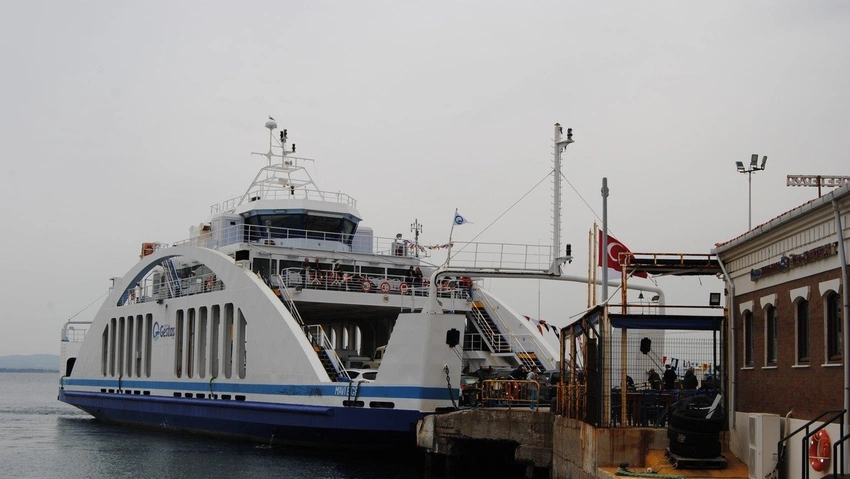 Çanakkale'de feribot ücretlerine tepki çeken zam