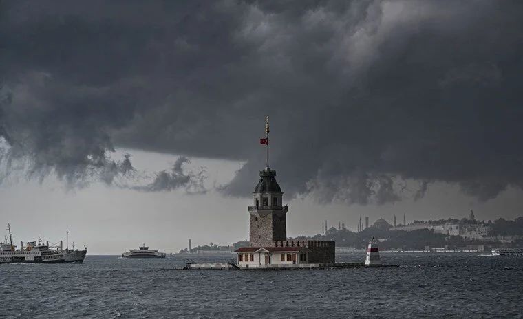 Meteoroloji'den İstanbul için sağanak uyarısı!
