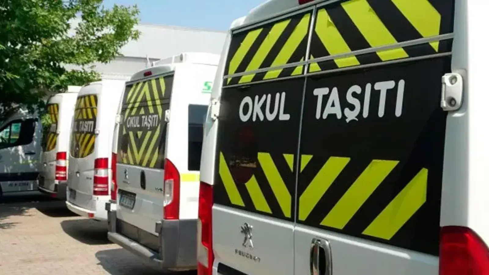 O ilde okul servislerine dev zam!