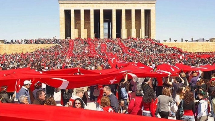 'Eğer Anıtkabir'i koruyacak gücünüz yoksa bize bırakın...'