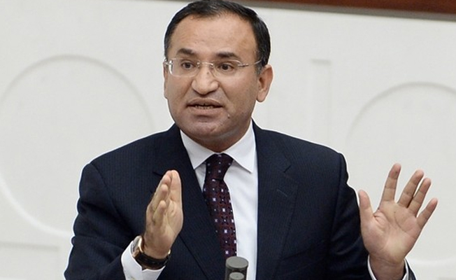Adalet Bakanı Bozdağ'dan Hero tişörtü ile ilgili çarpıcı açıklama