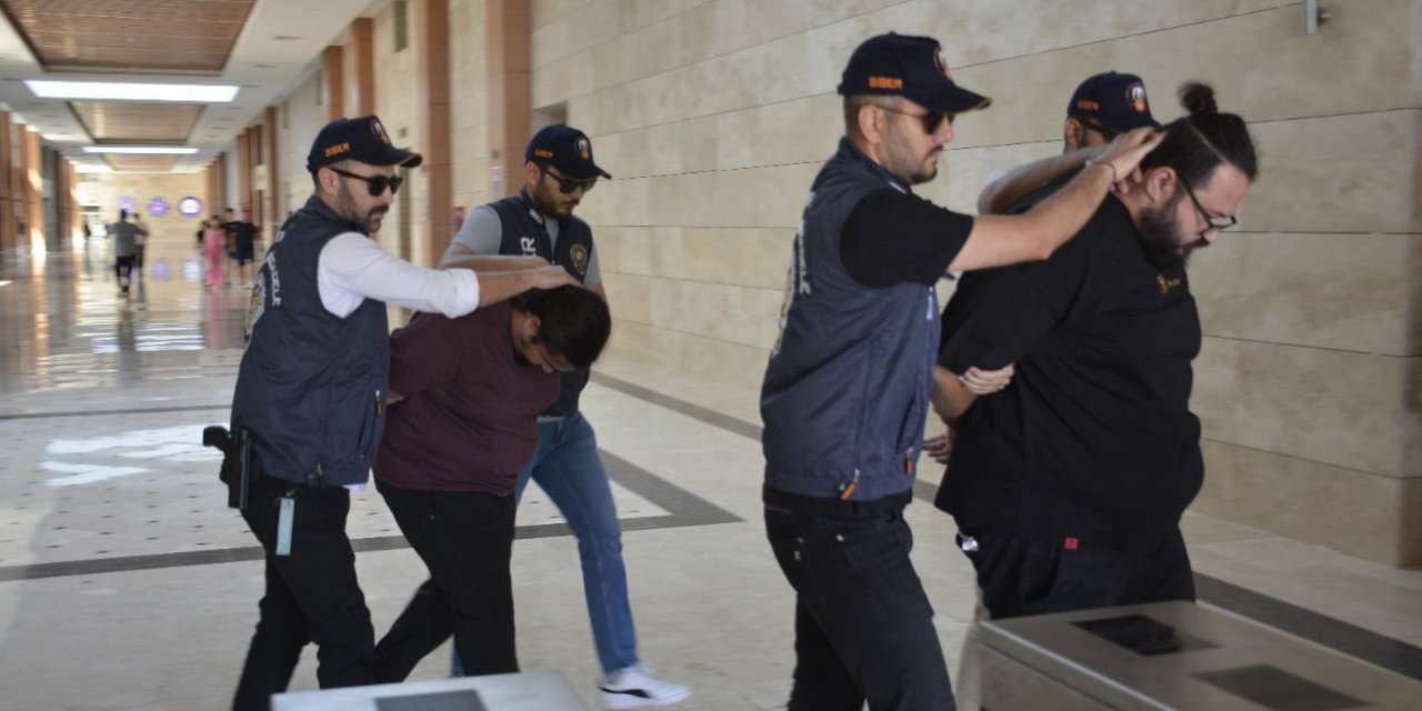 Jahrein Ahmet Sonuç'un gözaltı ve tutuklanma görüntüleri ortaya çıktı! Ters kelepçe ile götürdüler