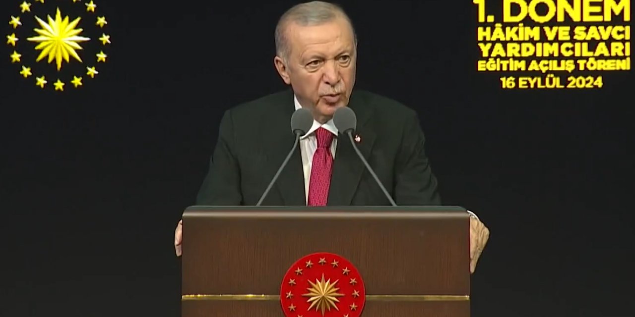 Erdoğan sosyal medyada sürekli birilerinin hedef gösterilmesine isyan etti: "Sanal medya magandaları..."
