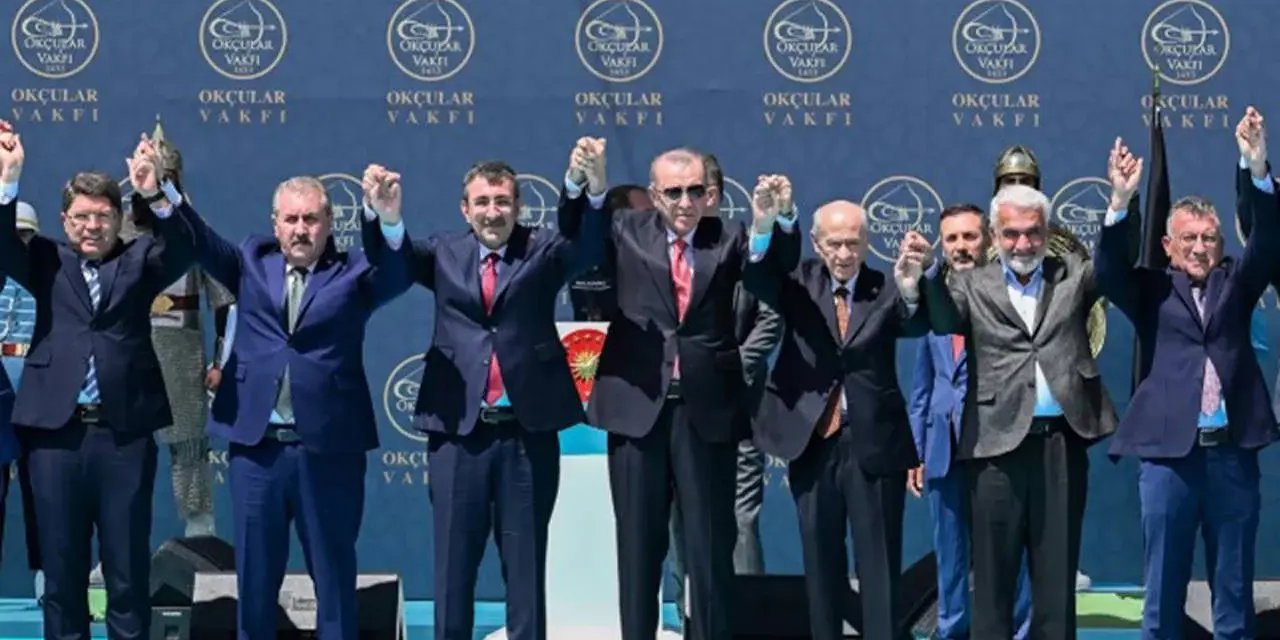 CHP'den 4. maddeyi hedef alan HÜDA-PAR hakkında zehir zemberek sözler: "Asıl sorun Hizbullah'ın uzantılarını meclise getirip Ahlat'ta elini kaldıran Bahçeli ve Erdoğan'dır."