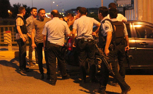 İstanbul'da polise silahlı saldırı: 1 şehit