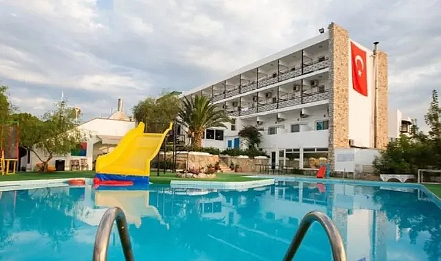 Denize sıfır oteli KYK yurdu yaptılar