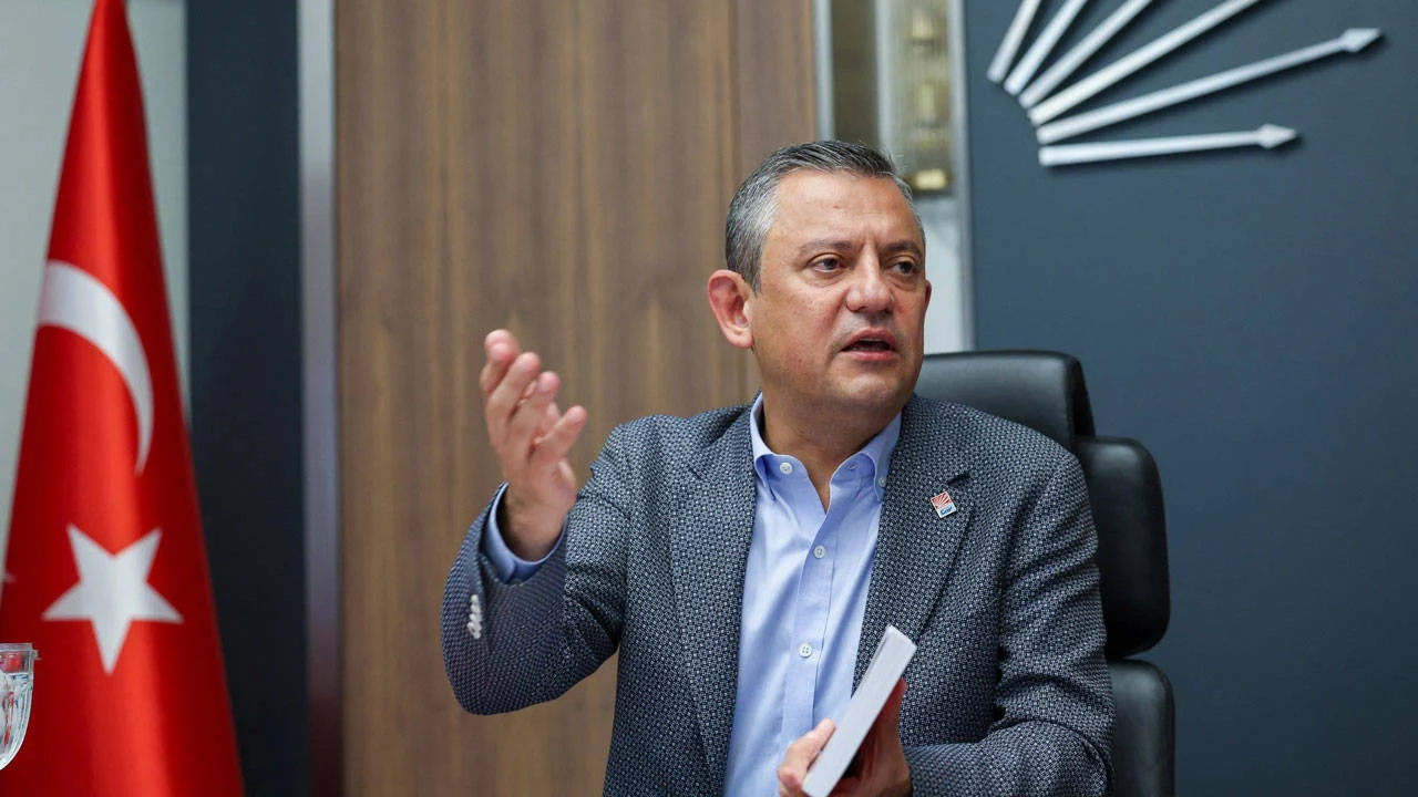 Özgür Özel'den Ekrem İmamoğlu yorumu: Bu kumpasın tetikçisi Süleyman Soylu