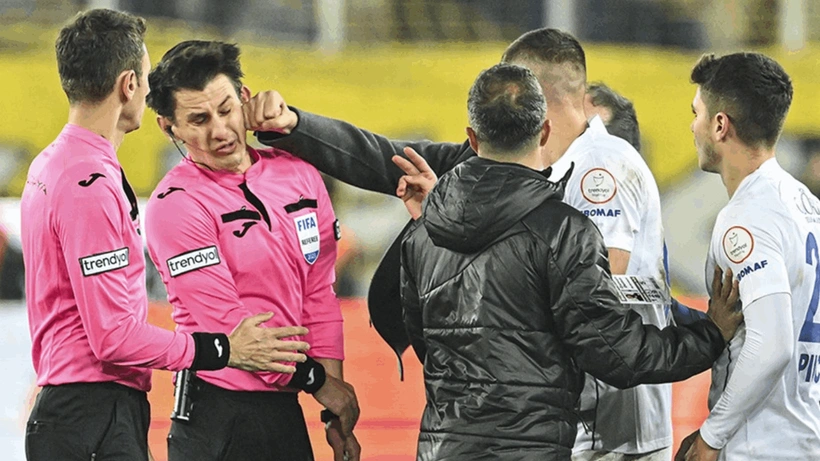 Halil Umut Meler'e yumruklu saldırıda ara karar