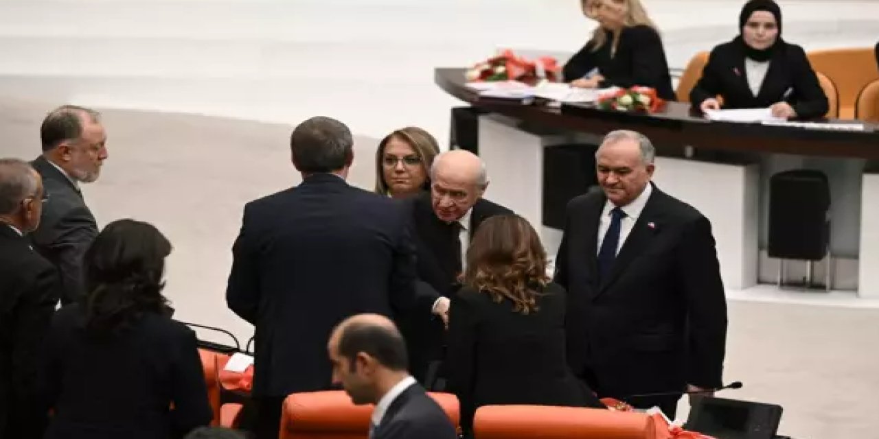 MHP ve DEM arasında yumuşama! Bakırhan'dan Bahçeli ile tokalaşma hakkında açıklama