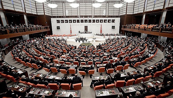 Dokunulmazlık teklifi Meclis'e sunuldu