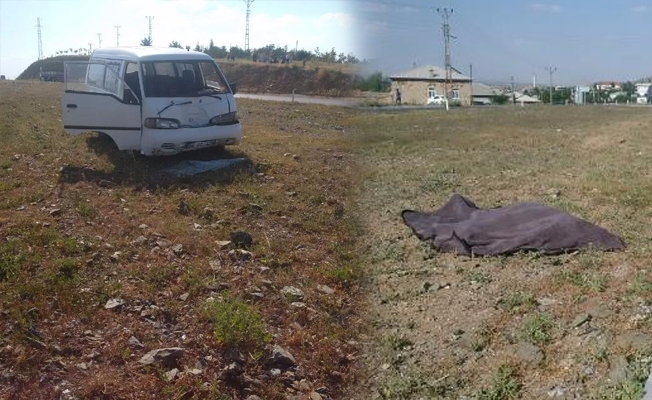 Denetim noktasındaki trafik polisine minibüs çarptı