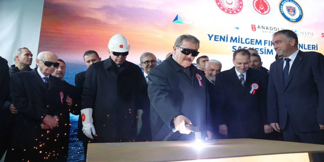Mustafa Destici 750 TL'lik vergiyi nasıl savunacağını şaşırdı: "Vermeyen DEM’lidir, Yunandır, Ermenidir"