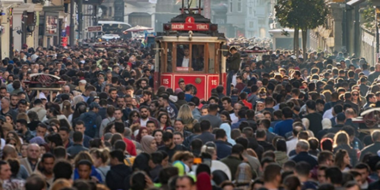 MetroPOLL'den "Türkiye güvenilir bir ülke mi?" anketi! İşte çıkan sonuç