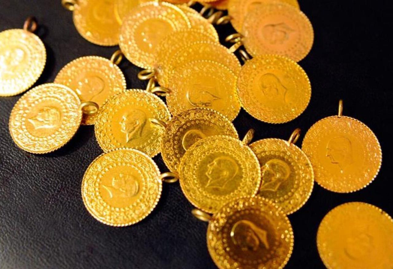 Altın fiyatları düşecek mi yükselecek mi? Dev banka altın tahmini açıkladı
