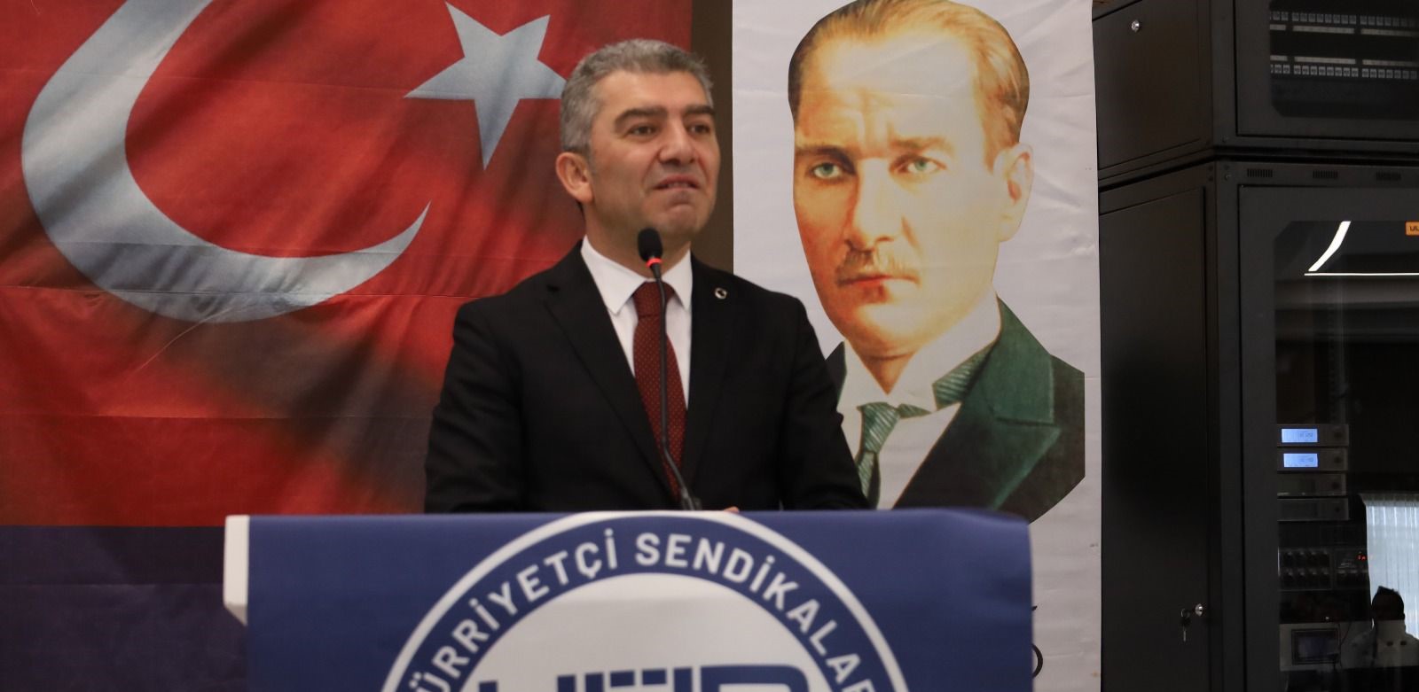 Hürriyetçi Eğitim Sen Genel Başkanı Kuruoğlu: Milli kimliğimizi, dilimizi ve milli beraberliğimizi bozmaya çalışanların karşısında kararlılıkla duracağız