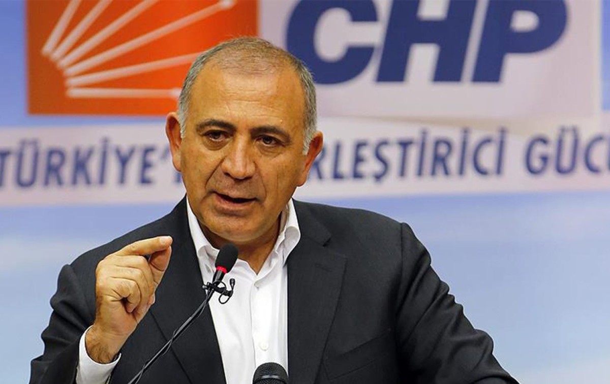 Çalışma Bakanı Gerçeklerden Uzak: Emekli Tatilde Değil, Hayatta Kalma Mücadelesinde!