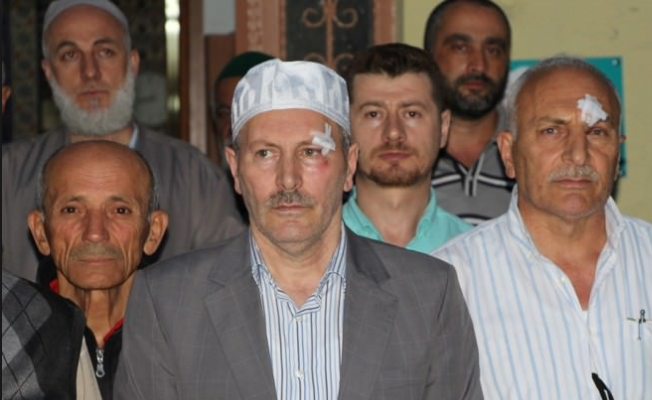 Eyüp’te sela okuyan imama sopalı saldırı
