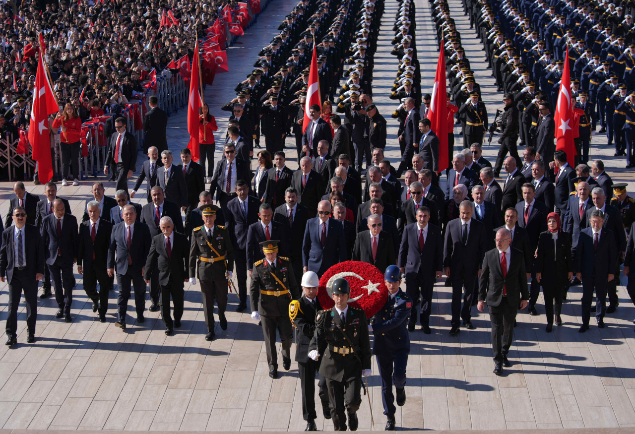 Cumhuriyet'in 101. yılı kutlanıyor