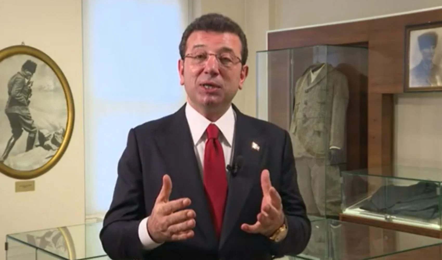 Ekrem İmamoğlu'ndan 'değişim ve dönüşüm' mesajı
