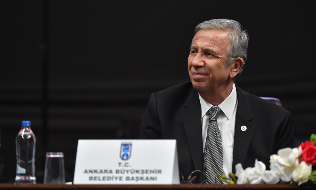'Rende binası' CHP'yi bölmek için düğmeye bastı! Mansur Yavaş'a hem sövdüler hem övdüler... İşte iktidar trollerinin algı metodu