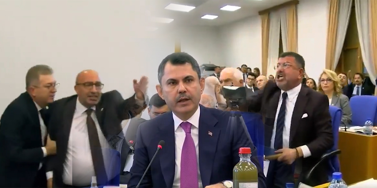 Bütçe komisyonunda hakaretler havada uçuştu! Veli Ağbaba, ülkeyi kimin yönettiğini hatırlatınca AKP'liler çıldırdı