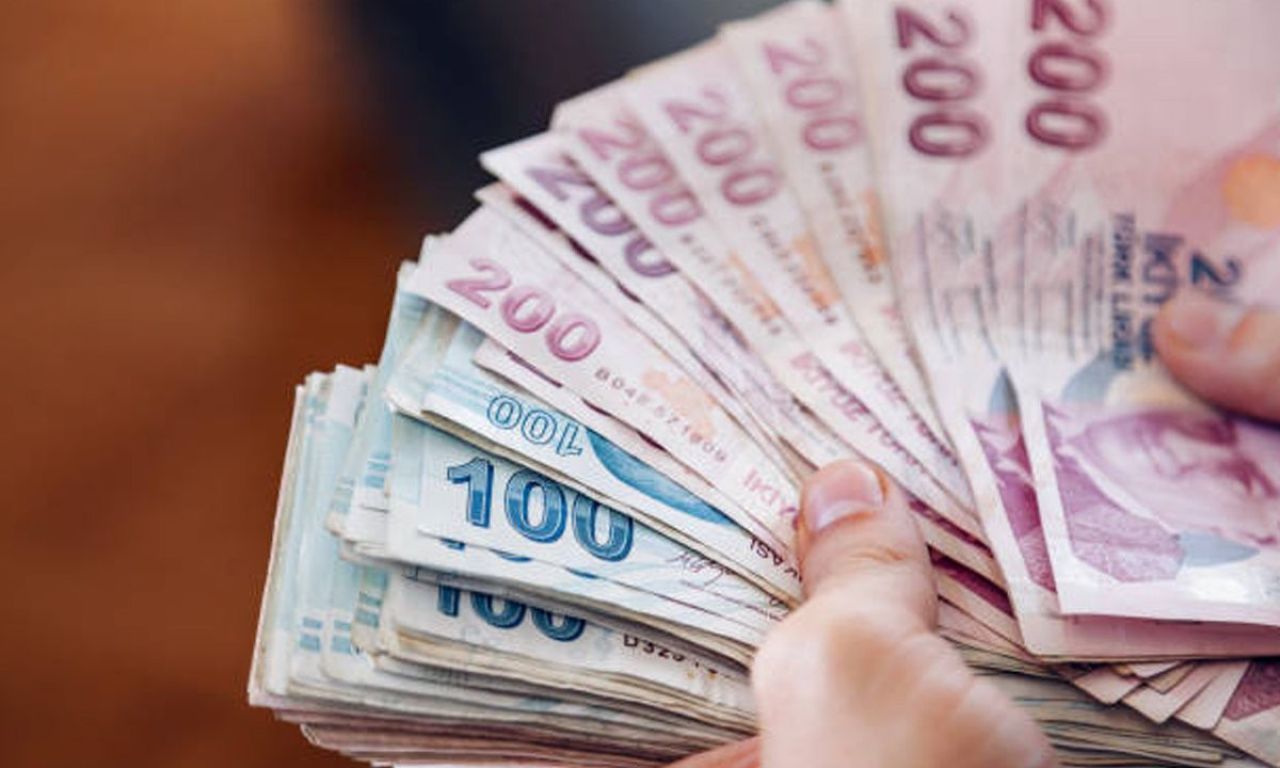 Asgari ücrete beklenen enflasyon kadar zam olsaydı ne kadar olurdu?